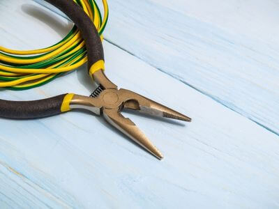 Why choose Your Neighborhood Electrician Pros for breaker panel replace in St. Cloud, MN